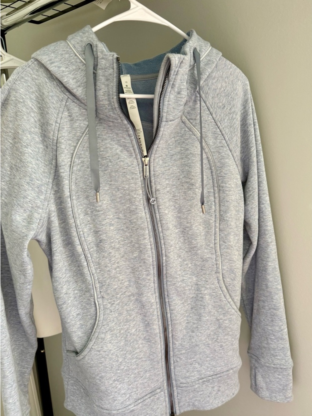 LULULEMON ATHLETICA FULL ZIP SCUBA HOODIE IN SHADE “BLUE LINEN”